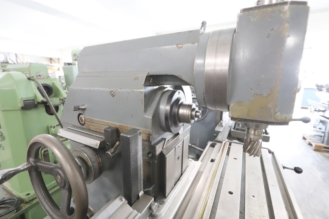 Universal Milling/ACIERA  F 3