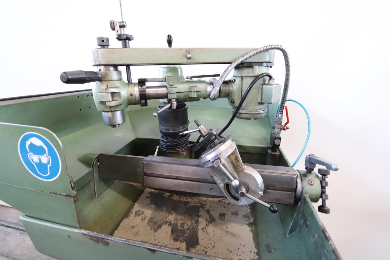 Tool & Cutter Grinders/STRAMA  100